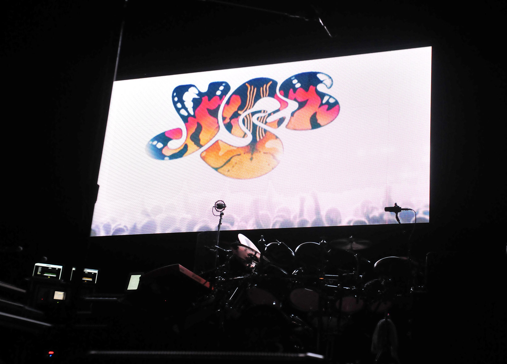 YES, CRUISE TO THE EDGE 08-04-2014